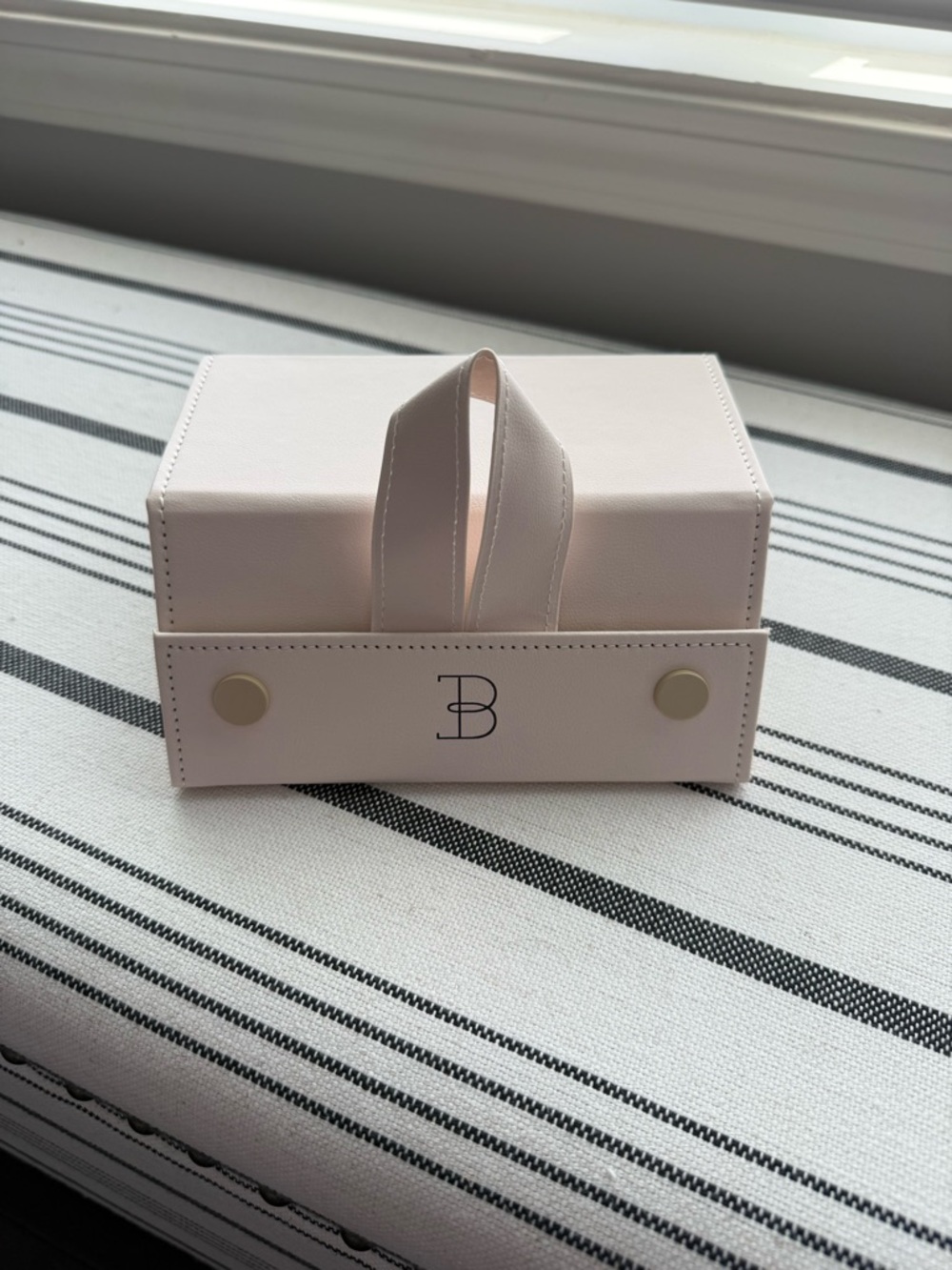 Travel Sunglass Case